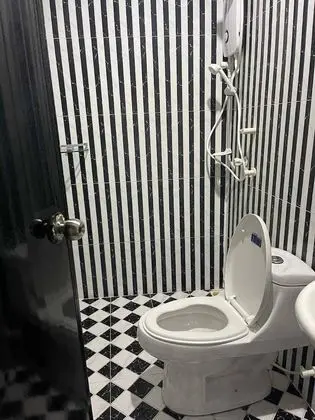 Deluxe Tek Büyük Yataklı Oda, Havuz Kullanımı, Bahçe Manzaralı