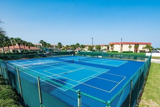 Daire (Ocean and Racquet #3116)