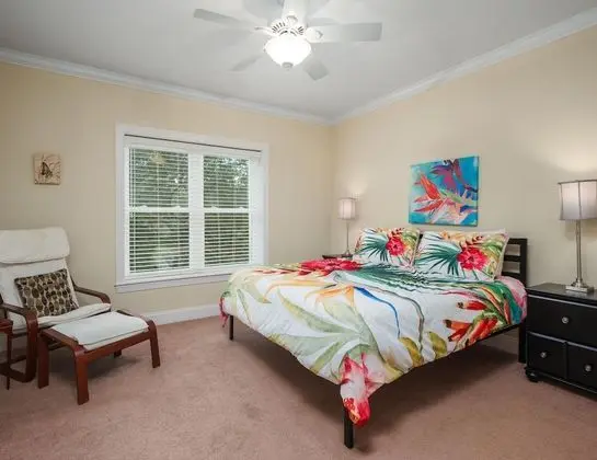 Daire (Ocean Reef 305)