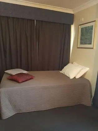 Deluxe Tek Büyük Yataklı Oda, Banyolu/Duşlu (1)