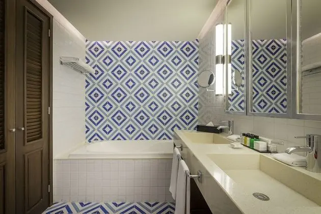 Junior Süit, Havuz Kullanımı (Eden Junior Suite Swim Up)