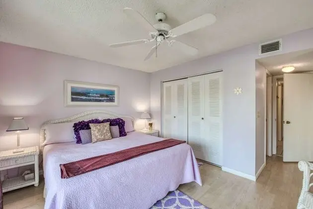 Daire (Ocean Villa's #76)
