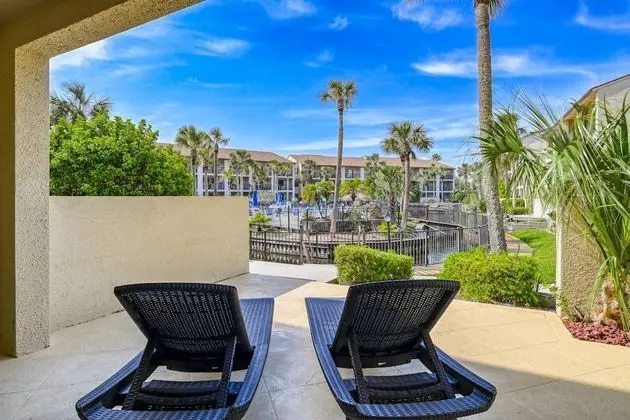 Daire (Ocean Villa's #76)