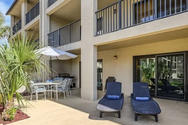 Daire (Ocean Villa's #76)