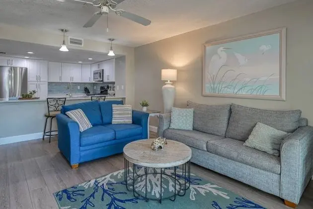 Daire (Ocean Villa's #76)