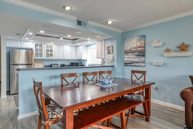 Daire (Ocean Villas #83)