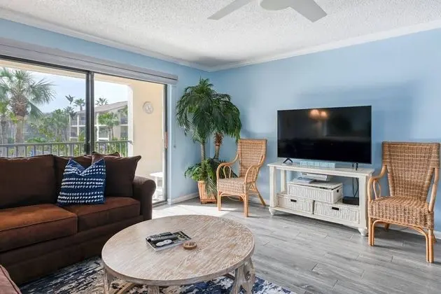 Daire (Ocean Villas #83)