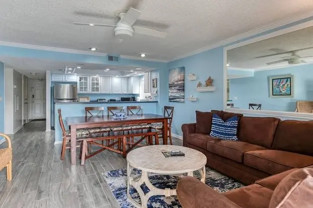 Daire (Ocean Villas #83)