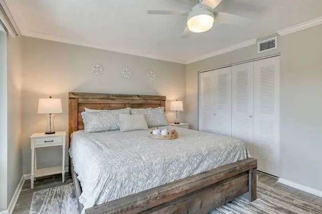 Daire (Ocean Villas #83)