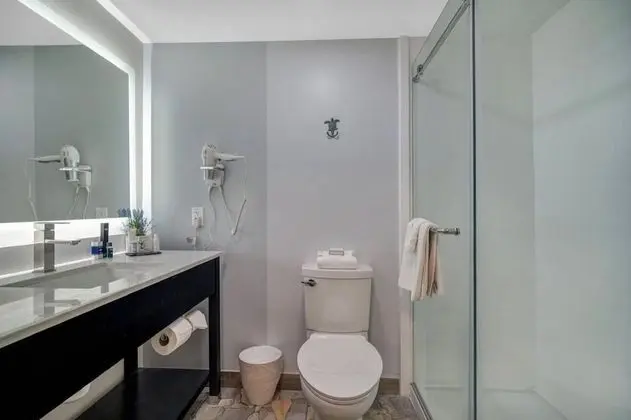 Grand Oda, 1 En Büyük (King) Boy Yatak, Balkon, Okyanus Manzaralı