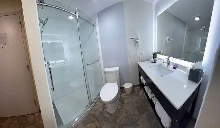 Grand Oda, 1 En Büyük (King) Boy Yatak, Balkon, Okyanus Manzaralı