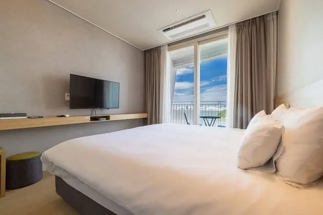Ocean View Deluxe King