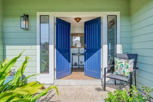 Ev (Ocean Spray Beach House)