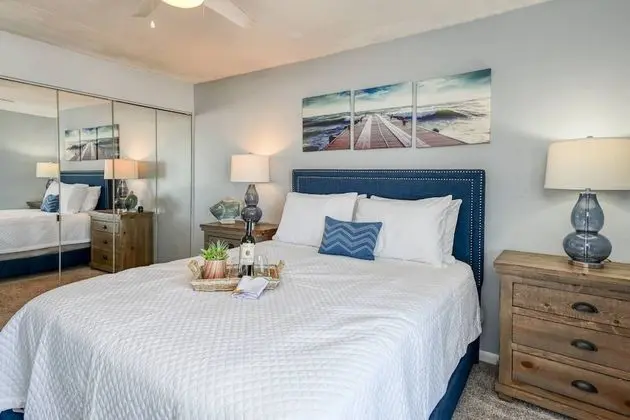 Ev (Ocean Spray Beach House)