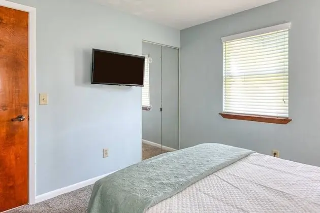 Ev (Ocean Spray Beach House)