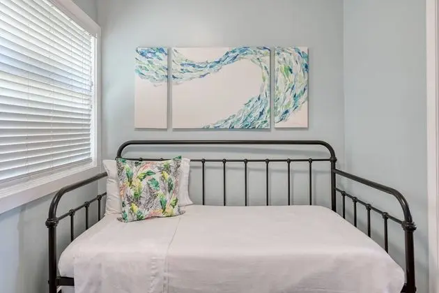 Ev (Ocean Spray Beach House)