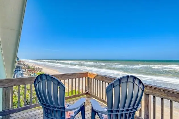 Ev (Ocean Spray Beach House)