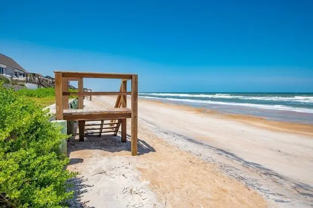 Ev (Ocean Spray Beach House)