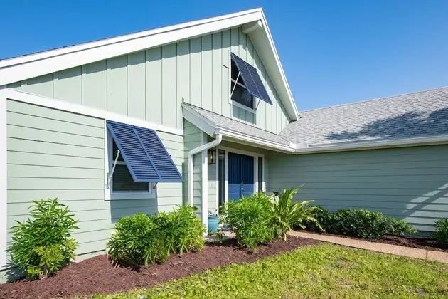 Ev (Ocean Spray Beach House)