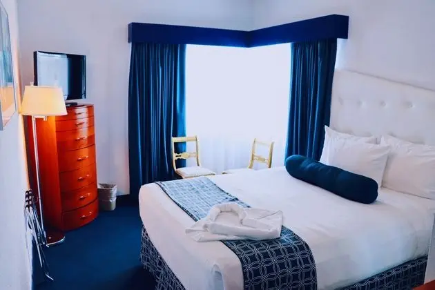 Çift ​​kişilik Premium Queen Bed