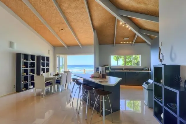Villa, 3 Yatak Odası, Denize Sıfır