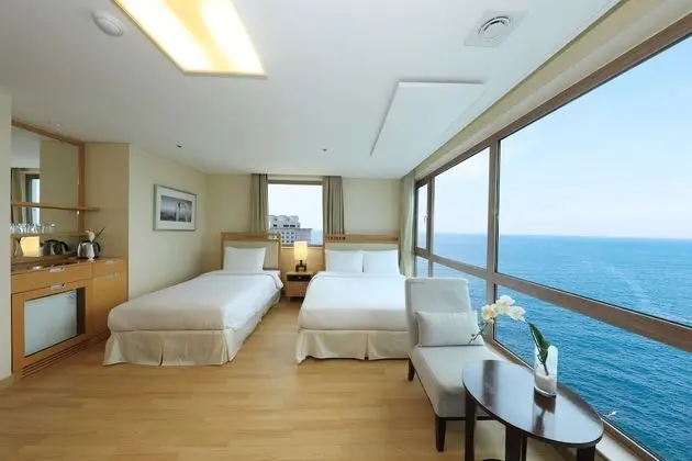 Family İki Ayrı Yataklı Oda, Deniz Manzaralı (Two Rooms Family Twin)