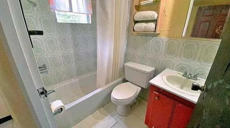Oda, Buzdolabı, Bahçe Manzaralı