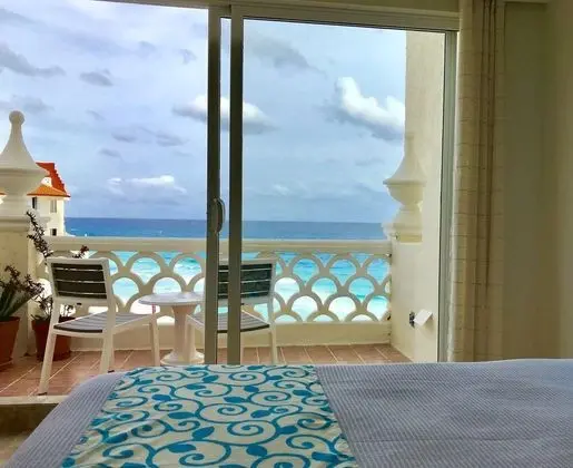 Süit, Okyanus Manzaralı (Increible Vista al Mar)