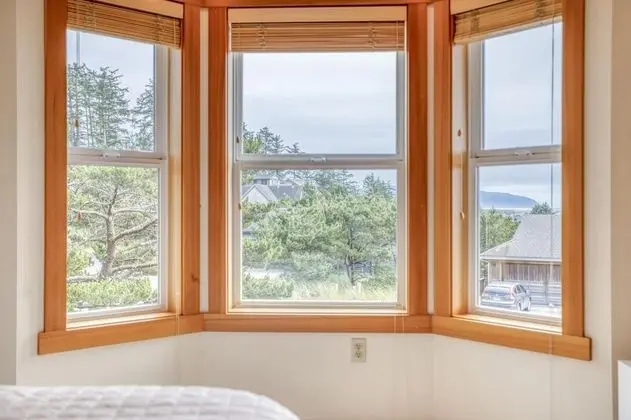 Ev, Birden Çok Yatak (Ocean View Beach House)