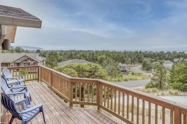 Ev, Birden Çok Yatak (Ocean View Beach House)