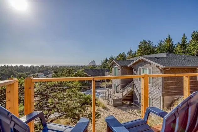 Ev, Birden Çok Yatak (Ocean View Beach House)