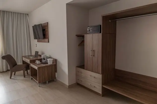 Standard Oda, 2 Çift Kişilik Yatak, Şehir Manzaralı
