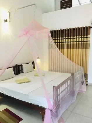 Standard Tek Büyük Yataklı Oda, Balkon, Bahçe Manzaralı