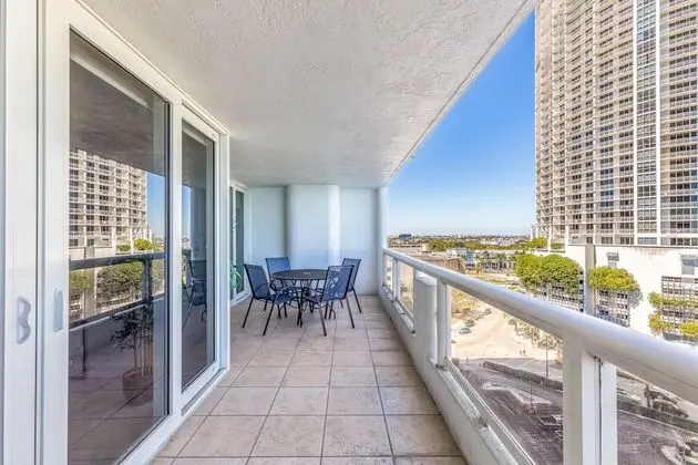 Deluxe Apart Daire, Koy Manzaralı