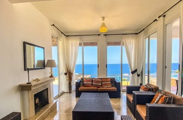 Villa, 5 Yatak Odası, Şömine