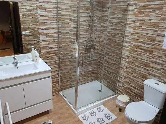 Tek Büyük Yataklı Oda, Özel Banyo