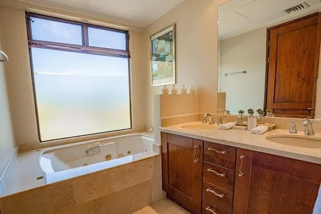 Carao T5-2 - Luxury Condo Adults Only