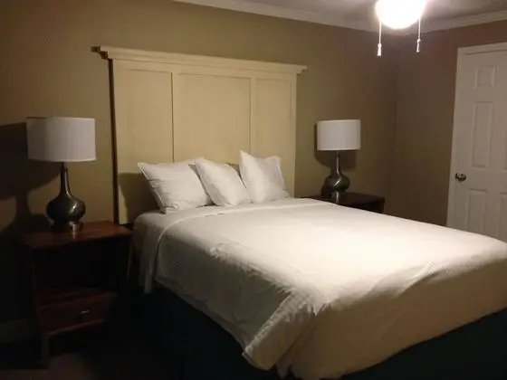 Condo, 2 Bedrooms