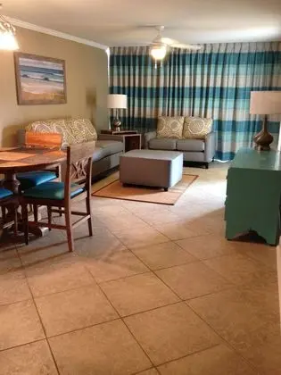 Condo, 2 Bedrooms