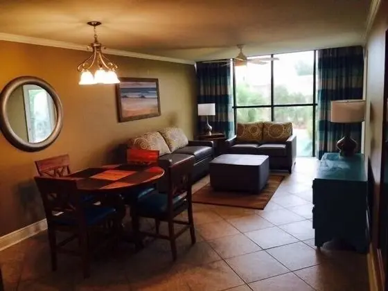 Condo, 2 Bedrooms