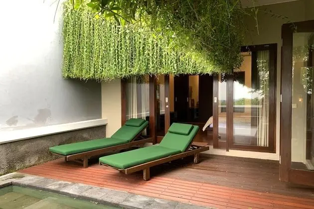 Villa, 1 Yatak Odası, Havuz Manzaralı