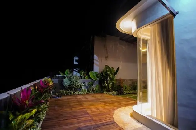 Villa, 2 Yatak Odası, Havuz Manzaralı