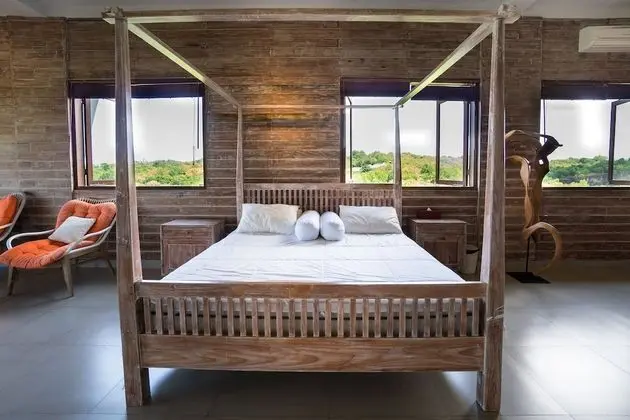 Villa, 6 Yatak Odası, Havuz Manzaralı