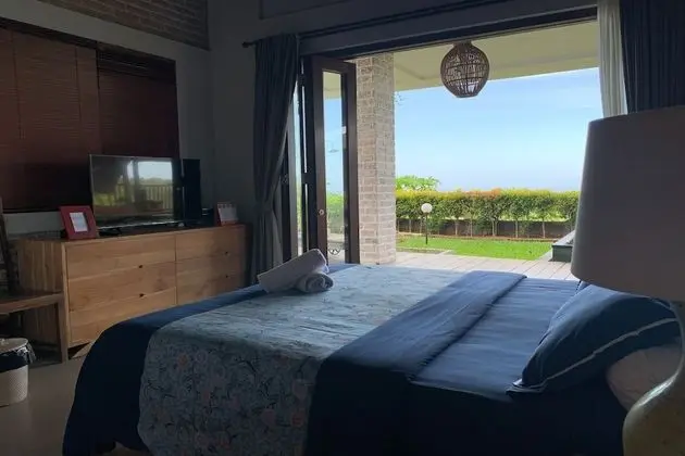 Villa, 6 Yatak Odası, Havuz Manzaralı