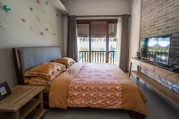 Villa, 6 Yatak Odası, Havuz Manzaralı