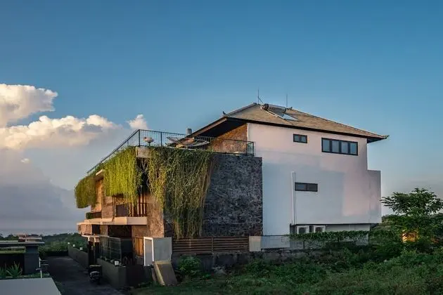Villa, 6 Yatak Odası, Havuz Manzaralı