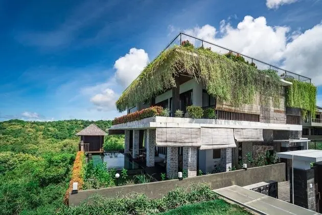 Villa, 6 Yatak Odası, Havuz Manzaralı