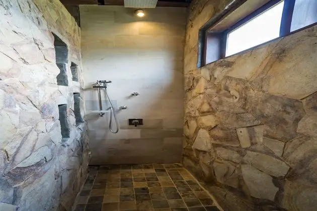 Villa, 6 Yatak Odası, Havuz Manzaralı