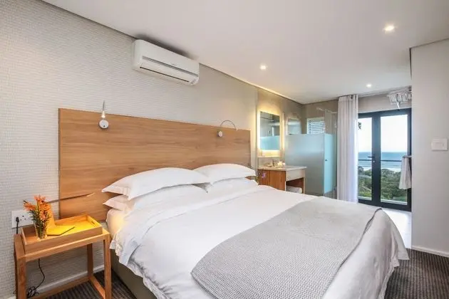 Standard Tek Büyük veya İki Ayrı Yataklı Oda, Balkon, Okyanus Manzaralı (Suite 3)