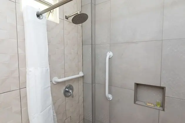 Standard Oda, Havuz Manzaralı
